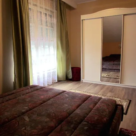 Guest house Leander Vendeghaz *