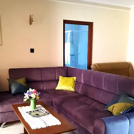 Leander Vendeghaz Guest house