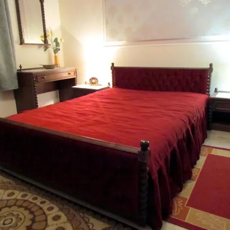Guest house Leander Vendeghaz